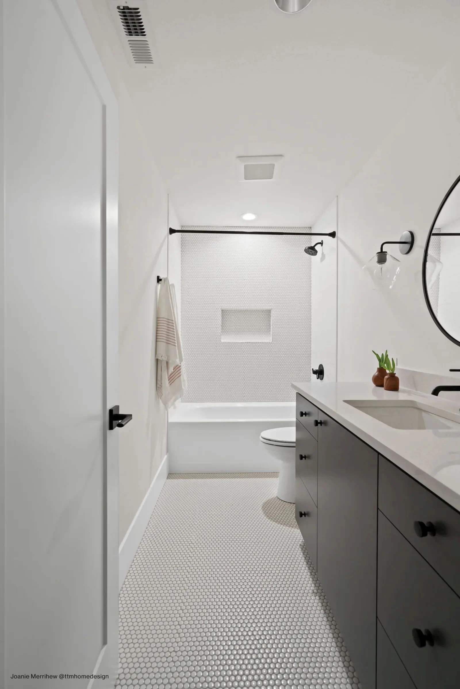 360° 3/4" Penny Round Glazed Porcelain Mosaic 12X12 White Matte - Image 2