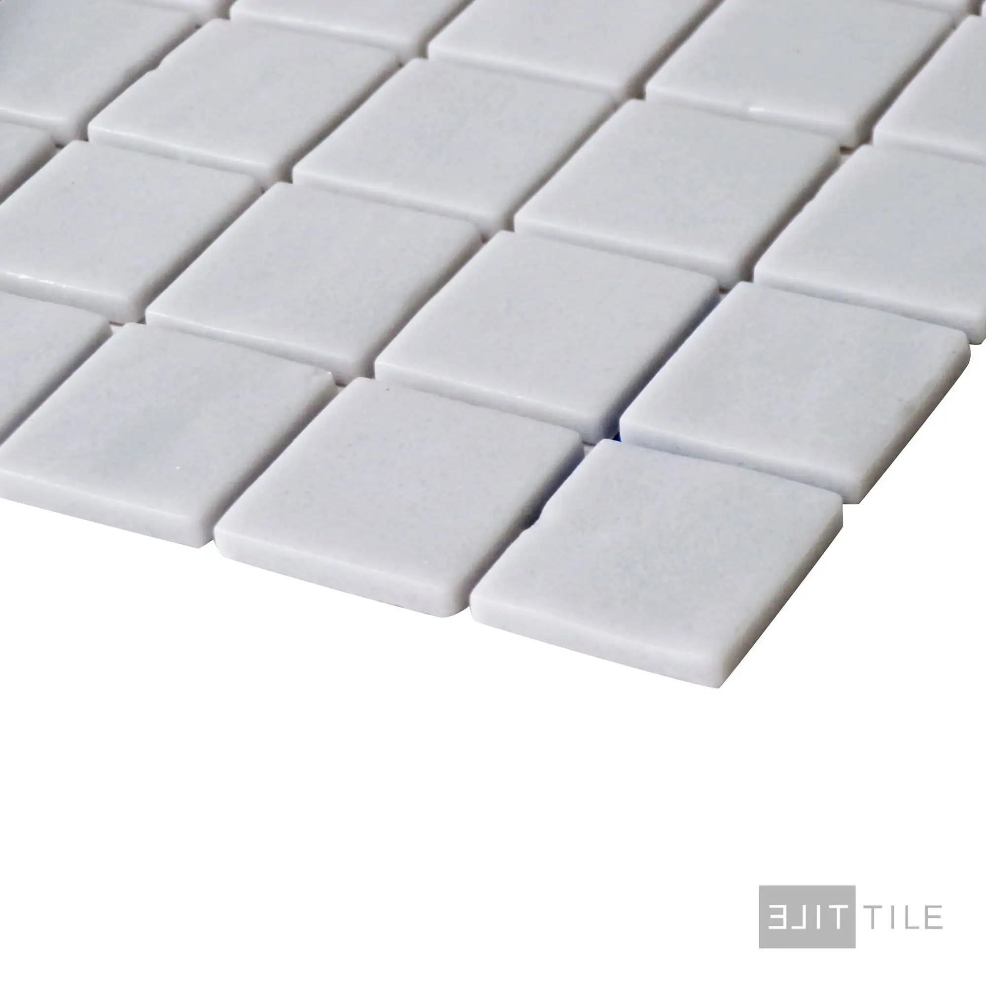 Natureglass Pool Rated Square Glass Mosaic 12X12 Malla Sm Grey Glossy - Image 4