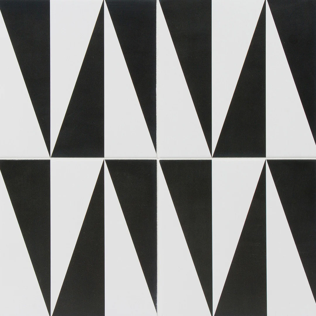 Pop Culture Chess Queen Square 8X8 Black/White Matte