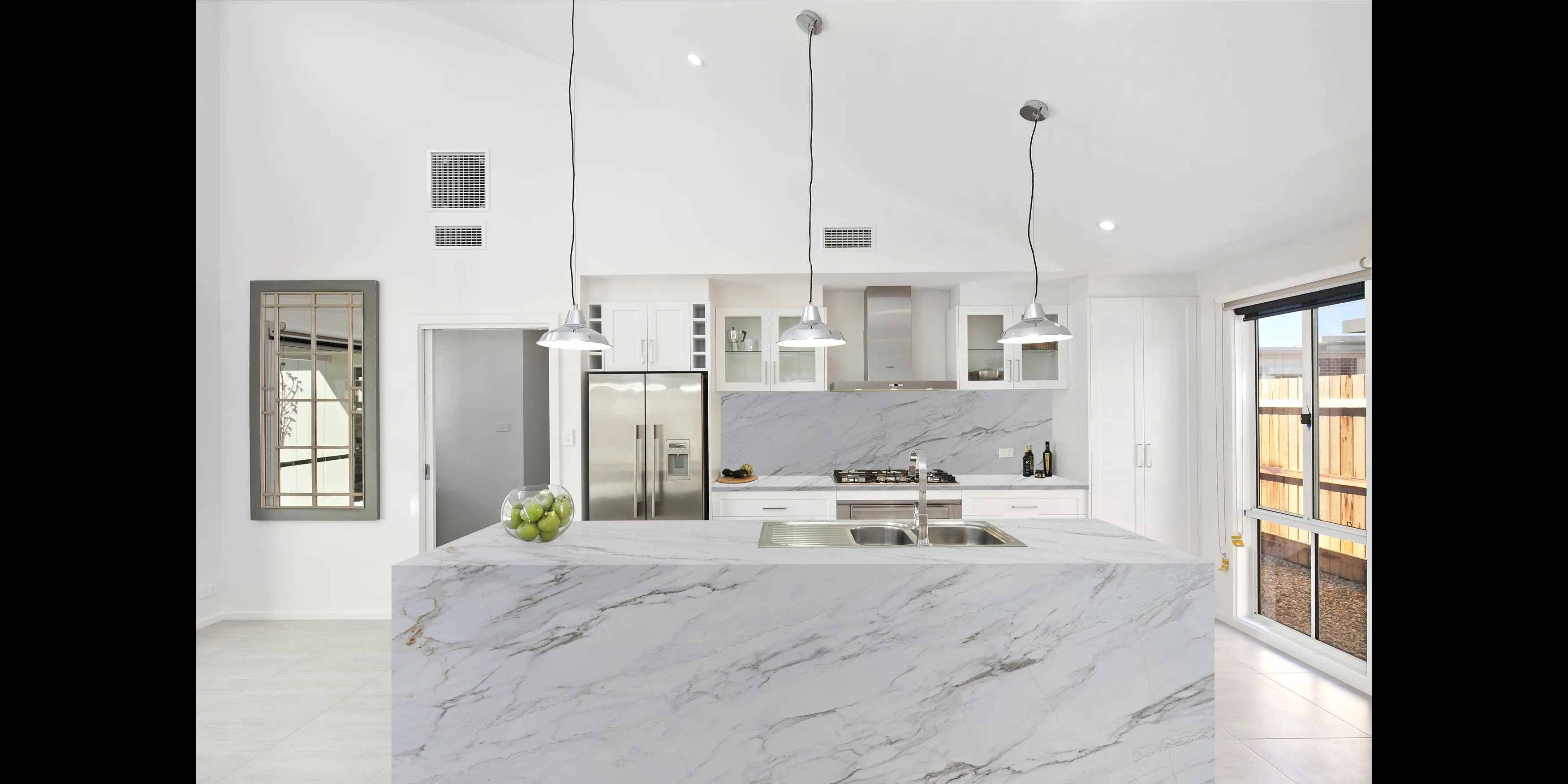 Quartz Prefab Countertop Left 9'X2' Calacatta Venata Polished - Image 2