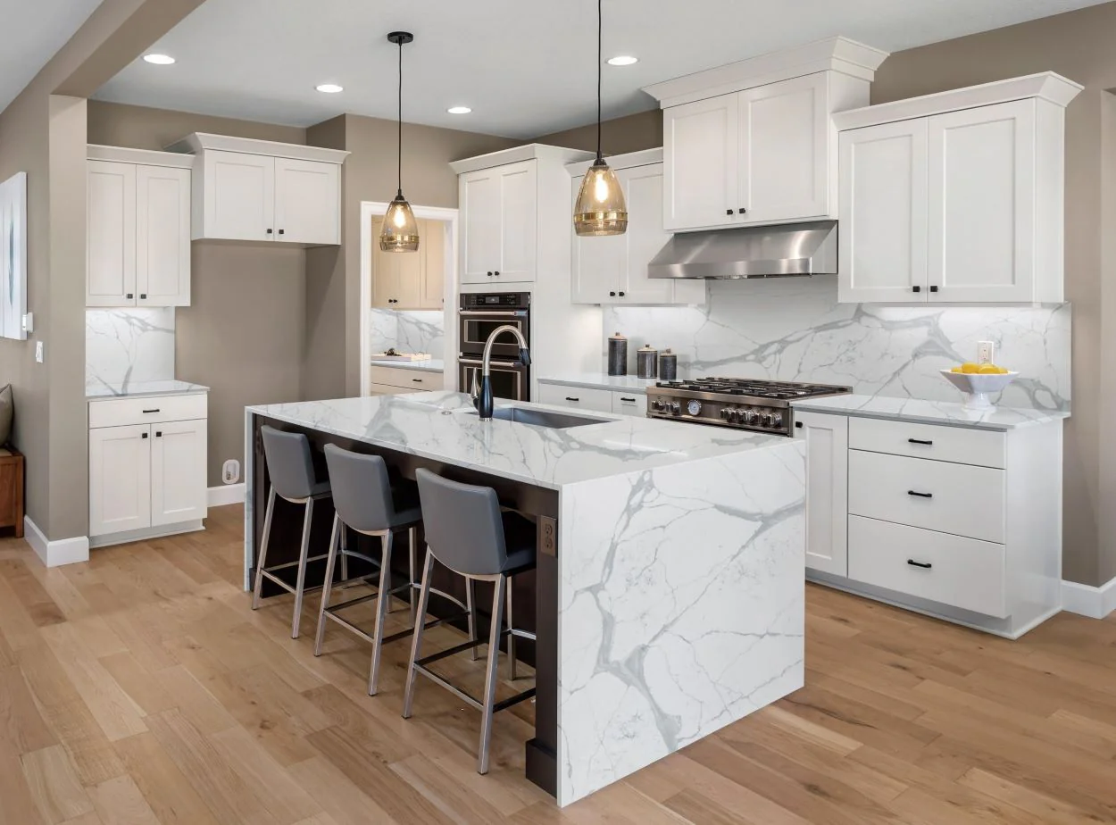 Quartz Prefab Countertop Left 9'X2' Luxe Calacatta Polished - Image 2