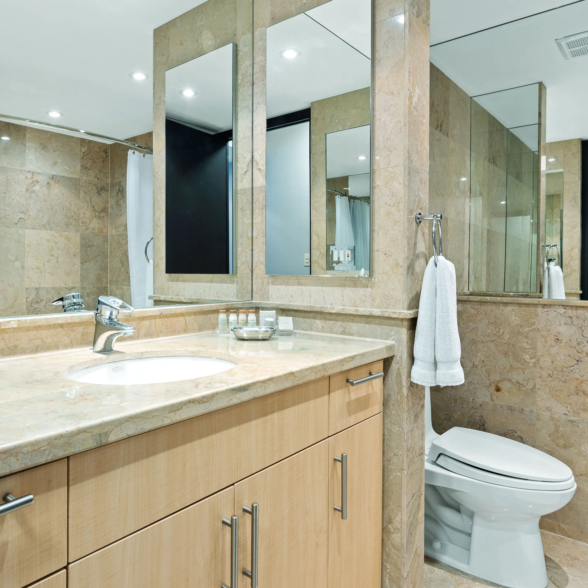 Sahara Gold Marble 12X12 Honed - Image 5