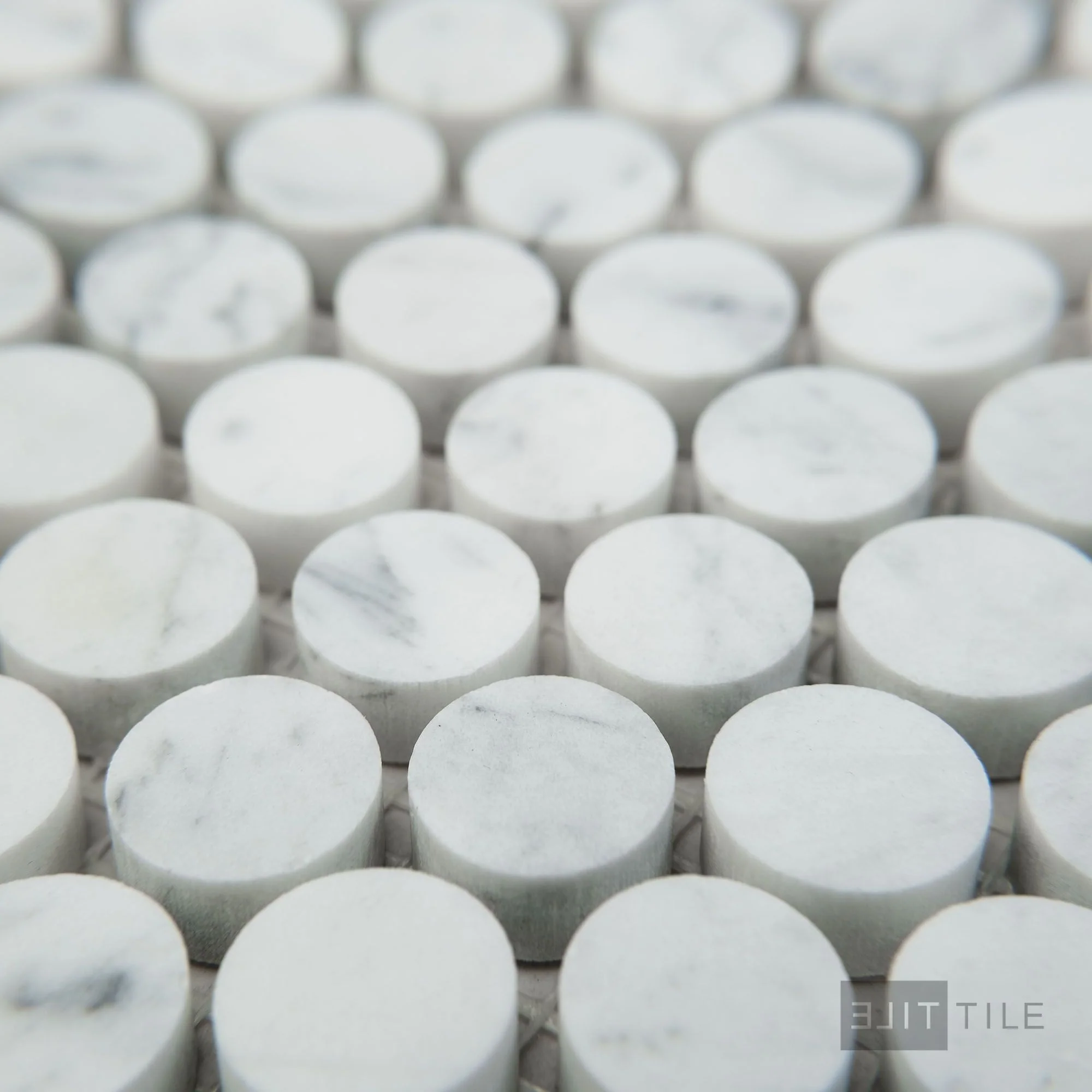 White Carrara Marble Penny Round Honed Mosaic - Image 3