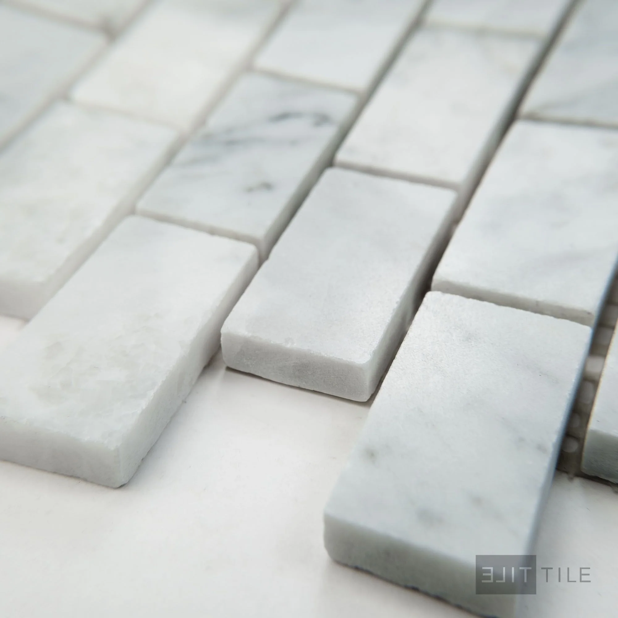 White Carrara Marble 1X2 Brick Polished Mosaic - Image 3