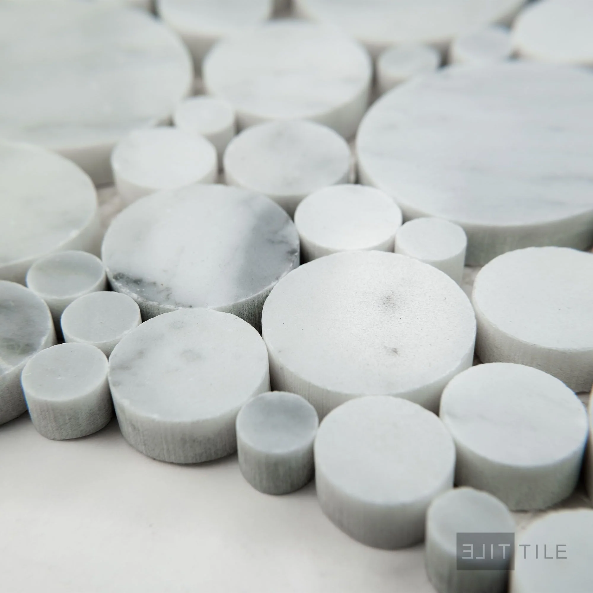 White Carrara Marble Bubble Polished Mosaic - Image 3